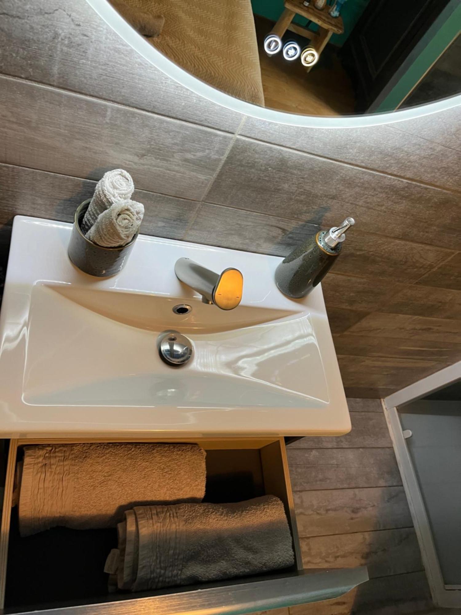 Apartament Ca Se Passe Ici Dijon Zewnętrze zdjęcie