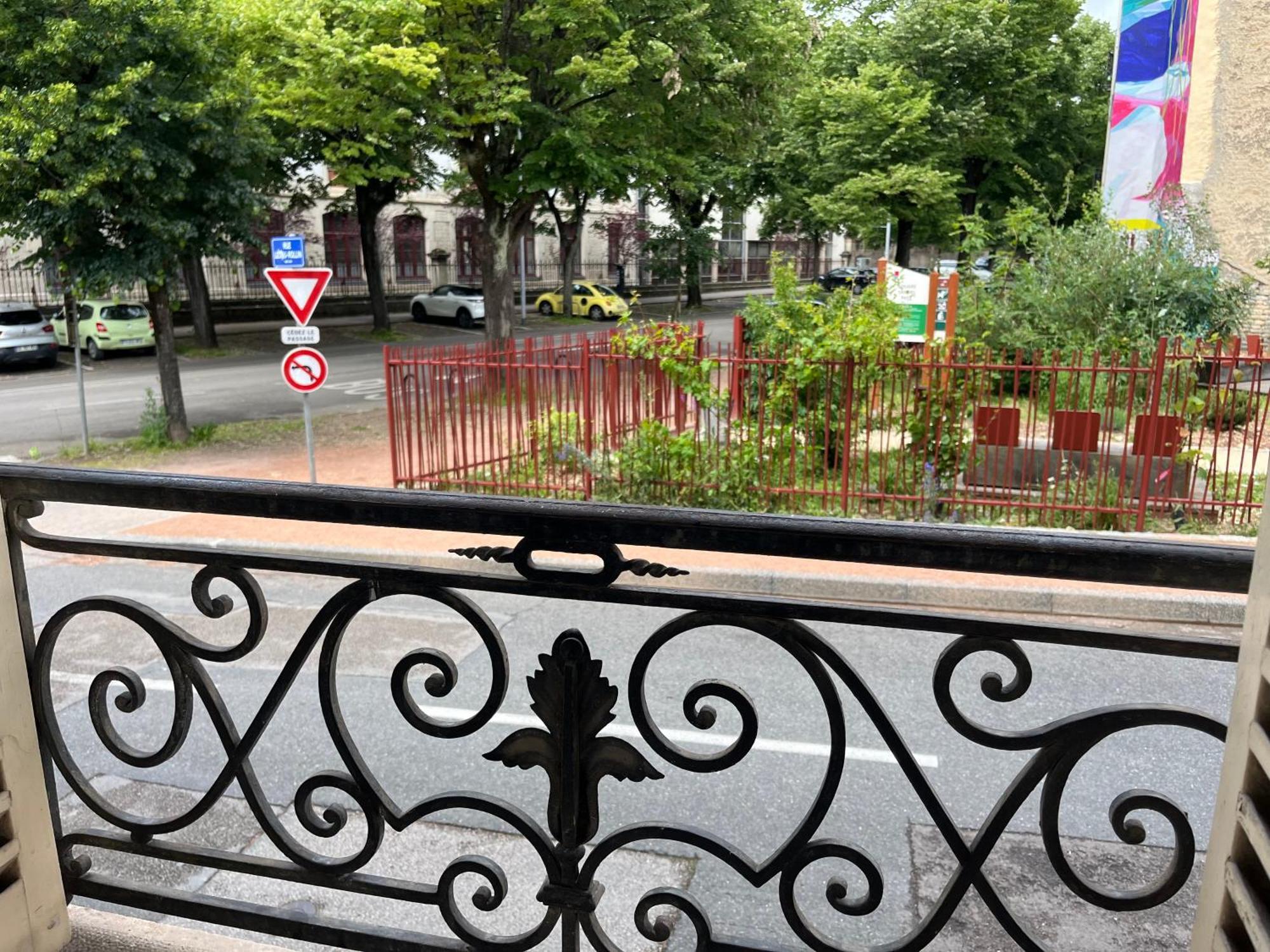 Apartament Ca Se Passe Ici Dijon Zewnętrze zdjęcie
