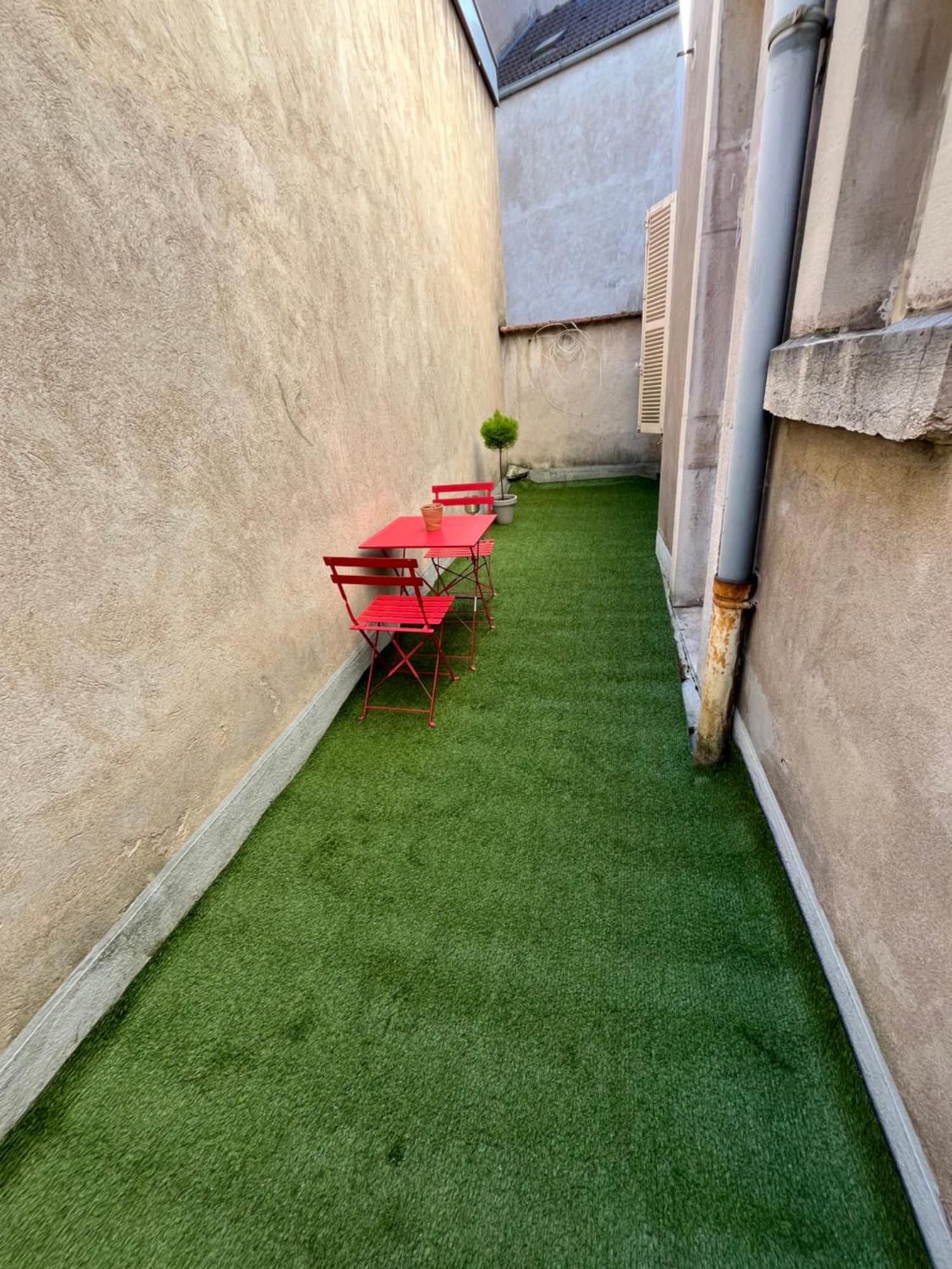 Apartament Ca Se Passe Ici Dijon Zewnętrze zdjęcie